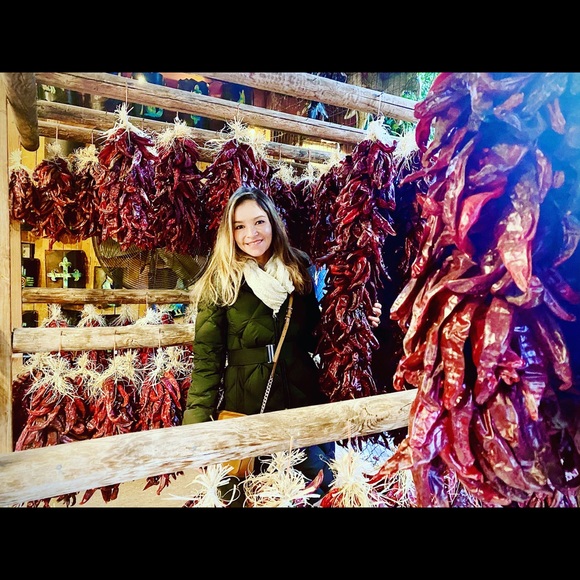 Meet your Poshmark Ambassador, Renata - Picture 7 of 8